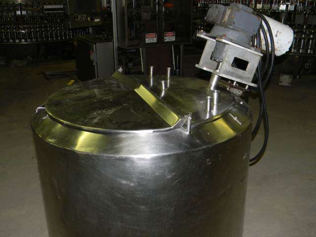 Jacketed Vertical Mix or Blend Tank  
